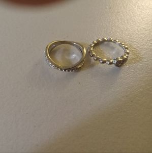 2 silver rings